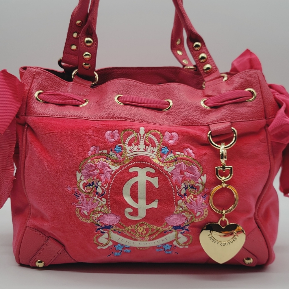 Juicy Couture Daydreamer Coral Pink